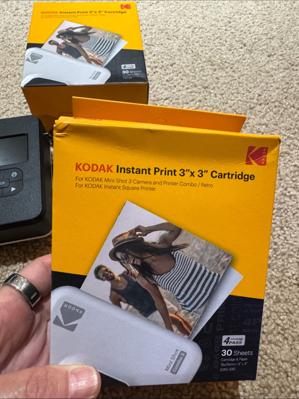 Kodak C300R Instant Print Camera - Black & White with 2 unopened film - Picture 3 of 5